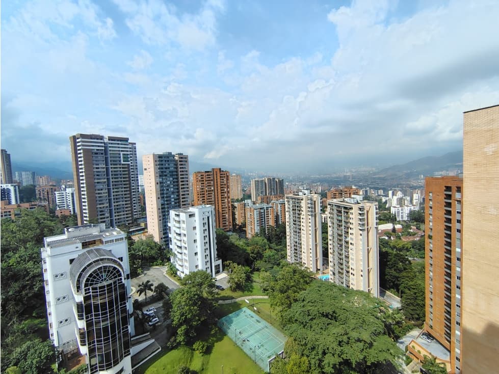 Apartaestudio en Arriendo en Loma de los Gonzalez, Medellín