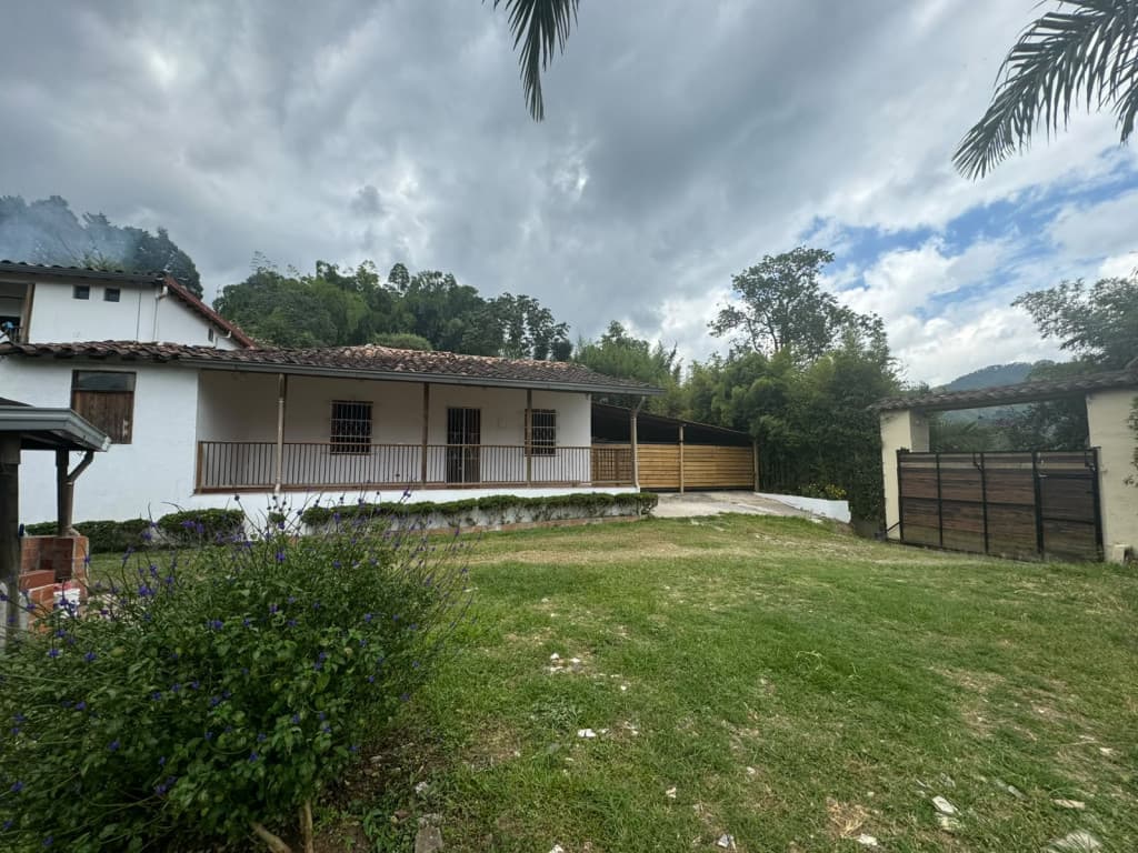 Finca en Arriendo en Parque de Caldas, Caldas