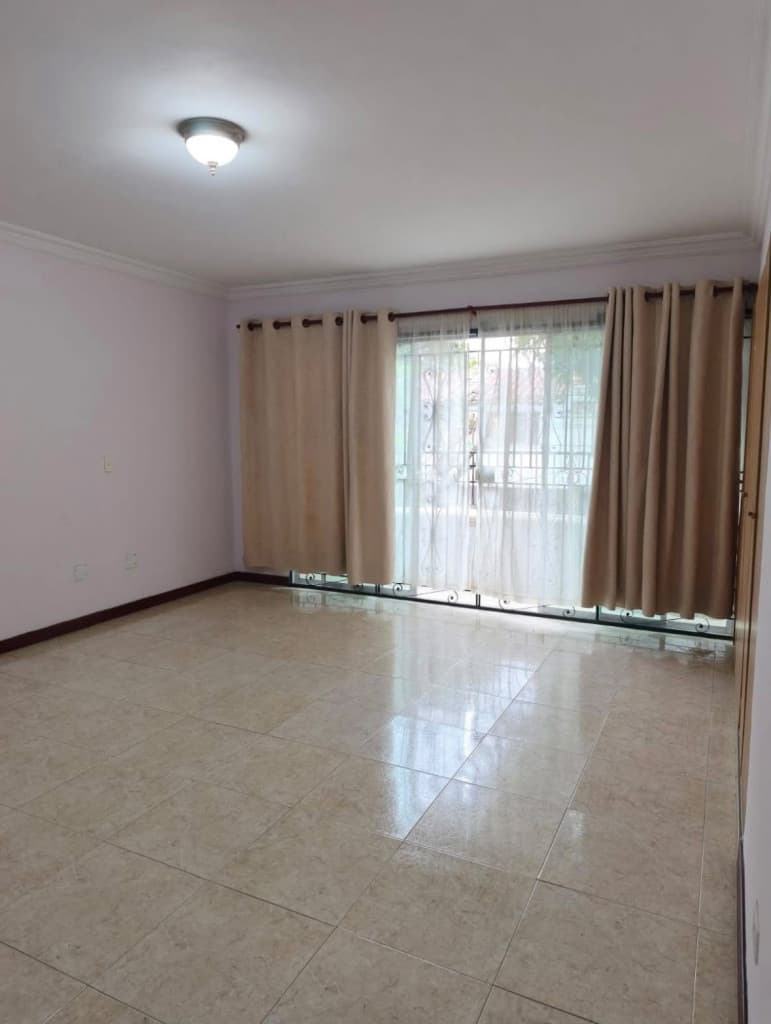 Casa en Arriendo en Ciudad capri, El cerrito