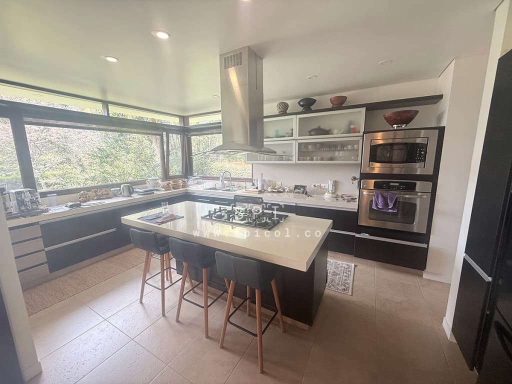 Casa en Venta en Altos del Escobero, Envigado