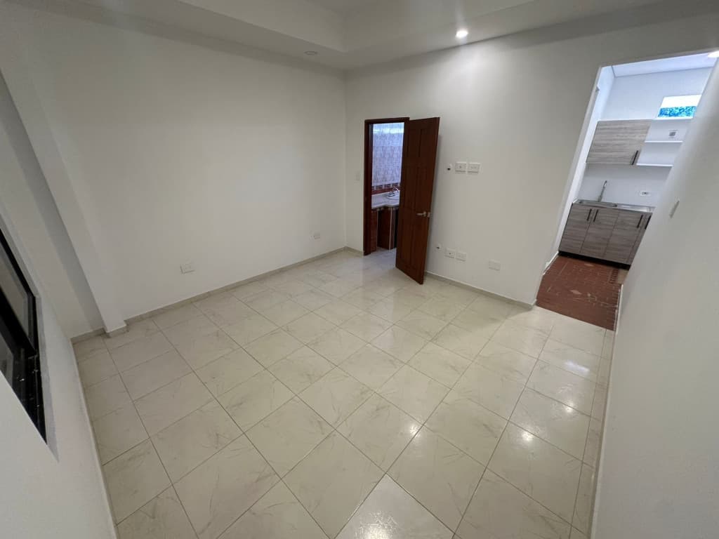 Apartaestudio en Arriendo en Urbanizacion la flora, Cali