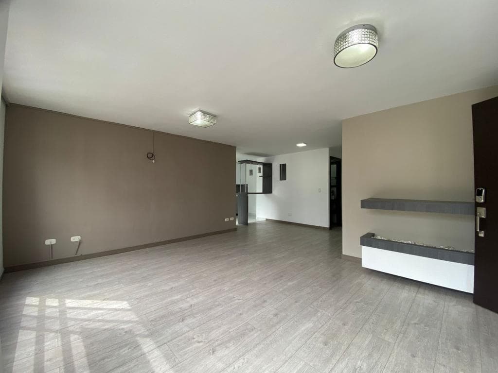 Apartamento en Venta en San Isidro, Manizales