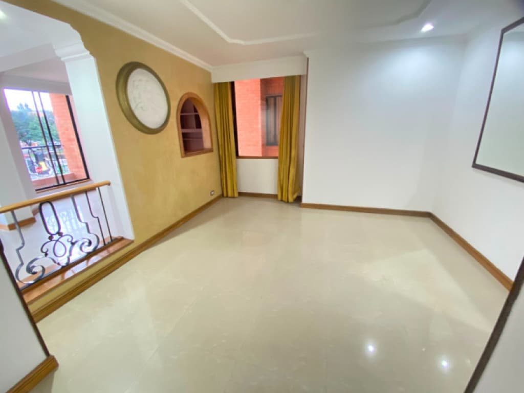 Apartamento en Venta en Colina Campestre, Bogotá