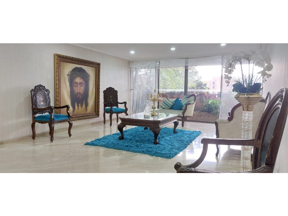 Apartamento en Venta en Transversal Inferior, Medellín