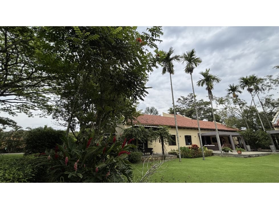 Casa Campestre en Venta en Las Mercedes, Cali