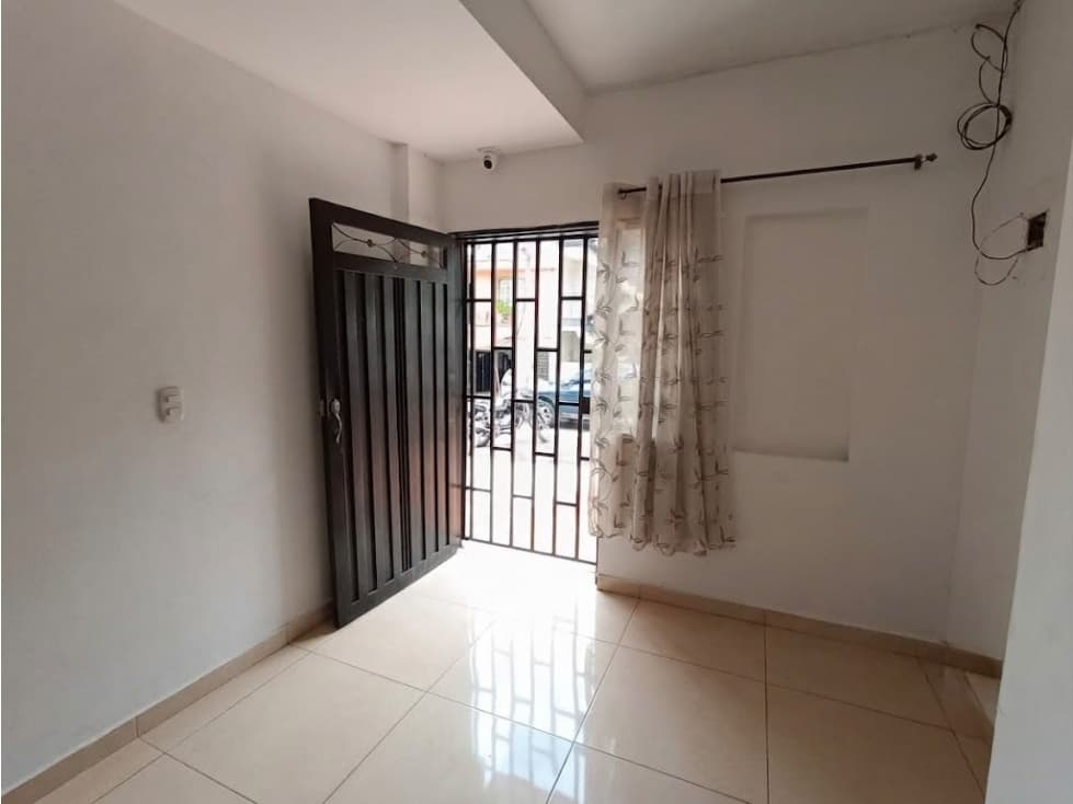 Casa en Arriendo en Campo valdes no.1, Medellín