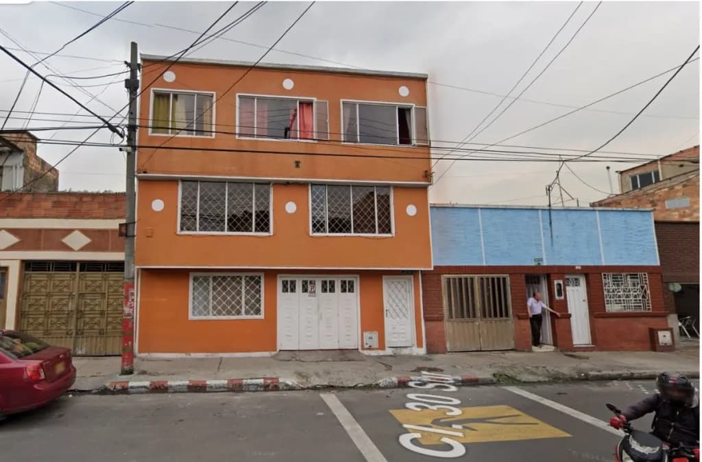 Casa en Venta en Centenario, Bogotá
