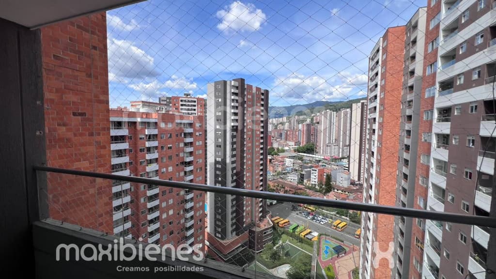 Apartamento en Arriendo en Prados de Sabaneta, Sabaneta