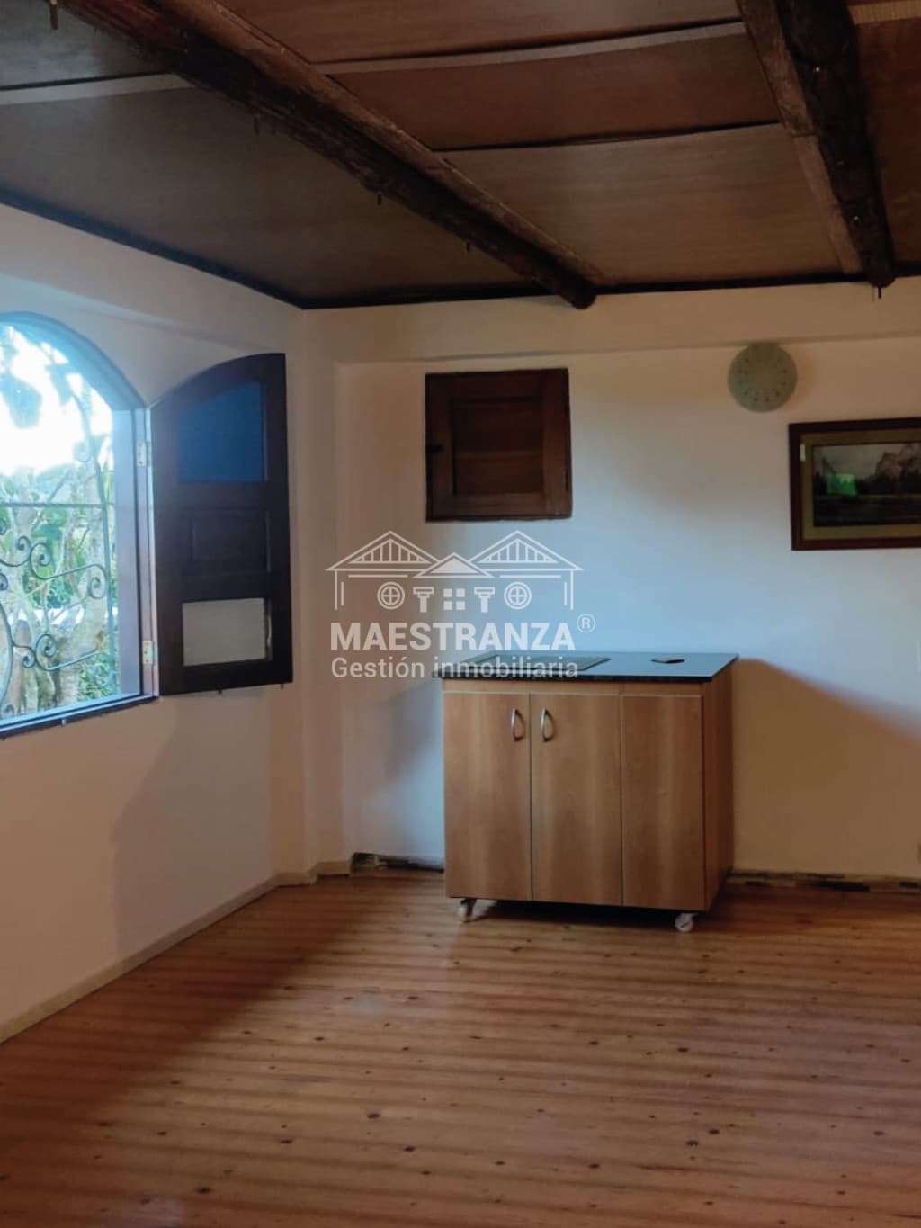 Casa en Venta en Santa Elena, Medellín