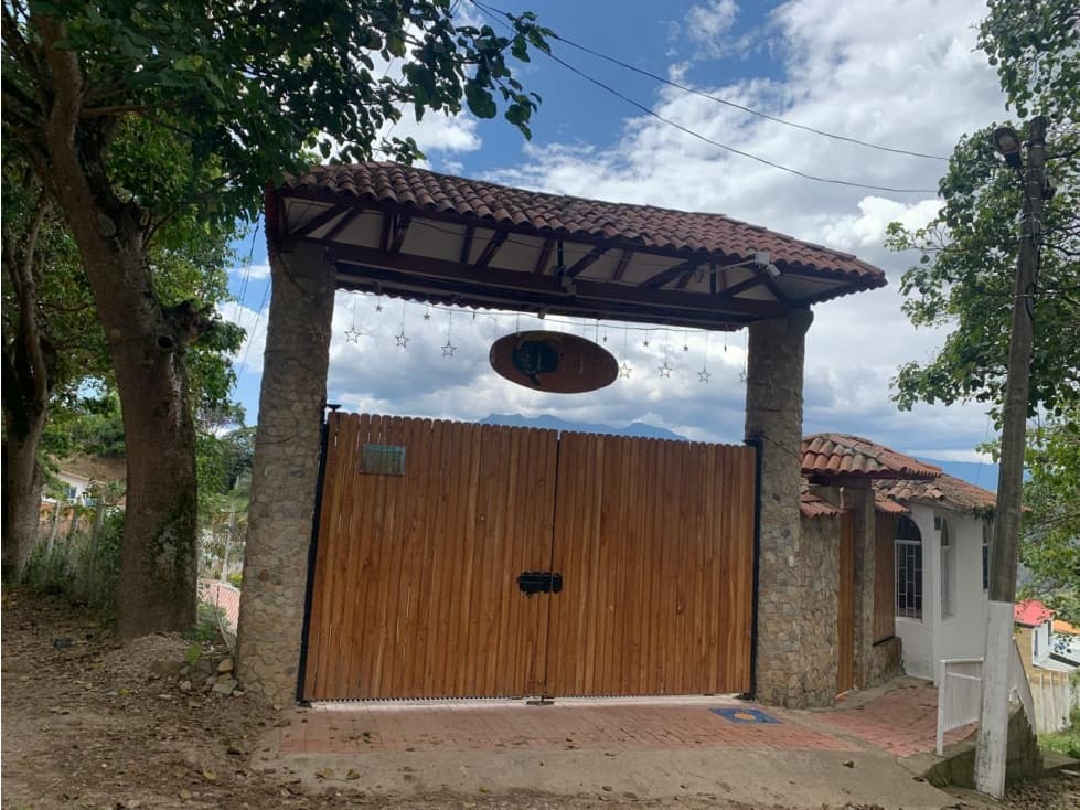 Casa Campestre en Venta en Arbelaez