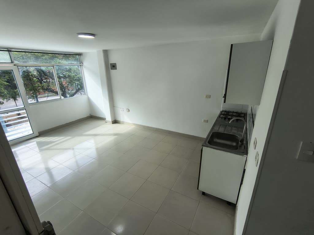 Apartamento en Arriendo en Ciudad 2000, Cali