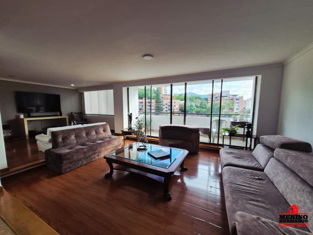 Apartamento en Arriendo en El Poblado, Medellín