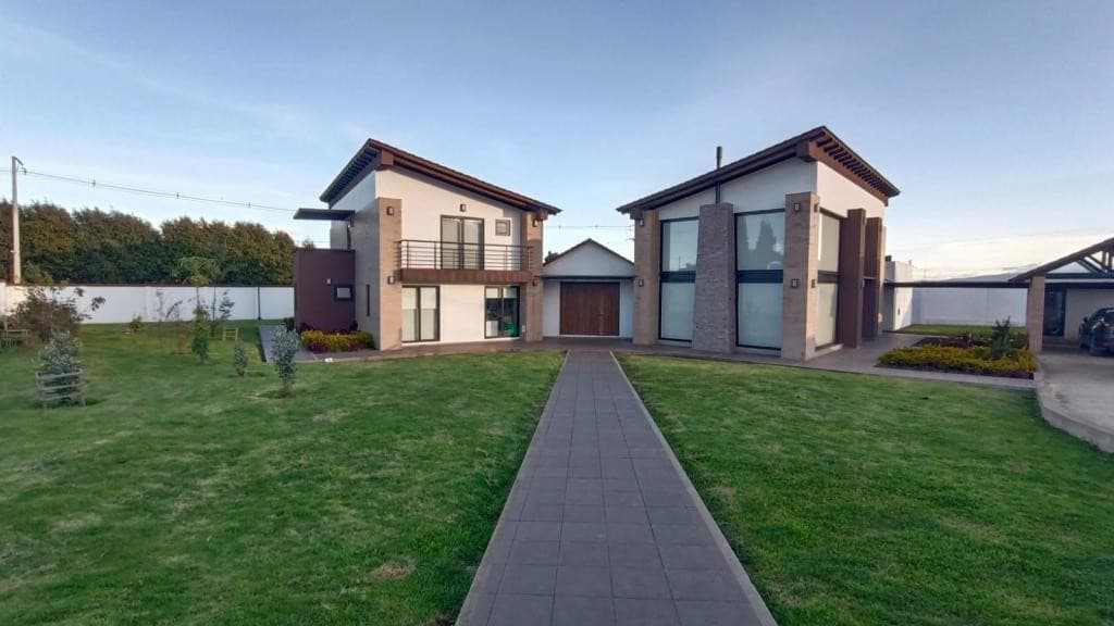 Casa Campestre en Venta en Tunja, Combita