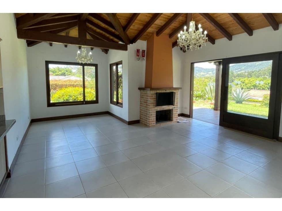 Casa Campestre en Venta en La ceja