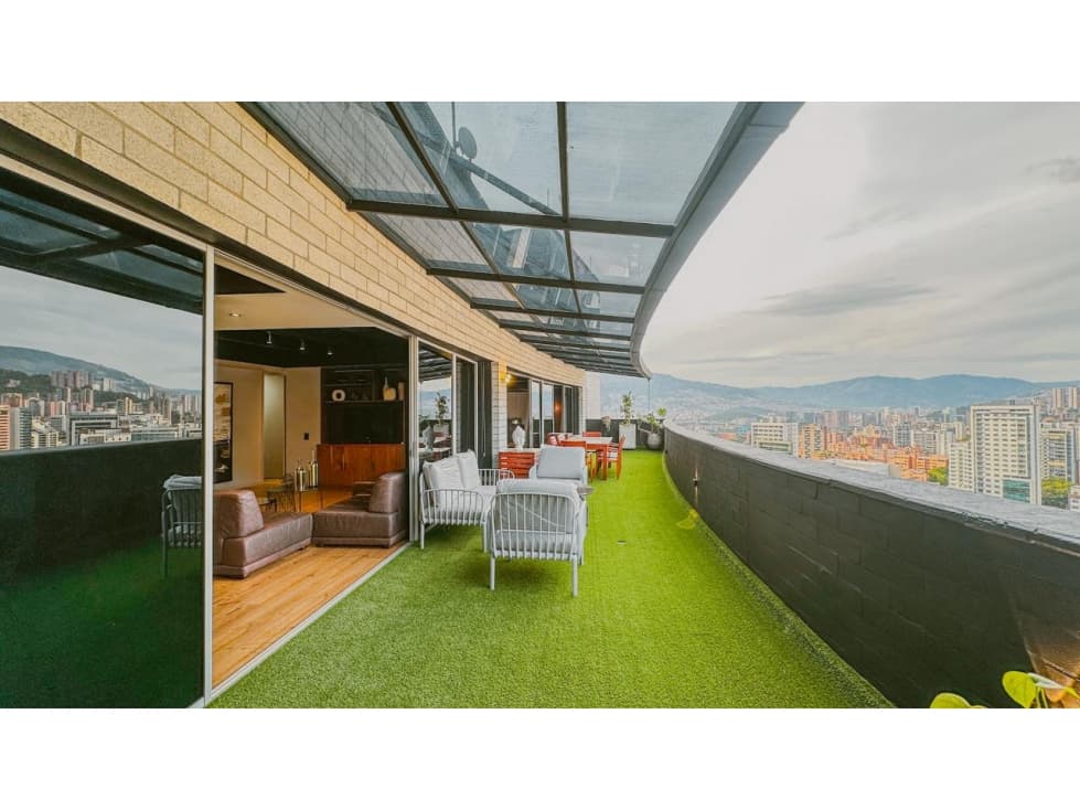 Apartamento en Arriendo en Milla de Oro, Medellín