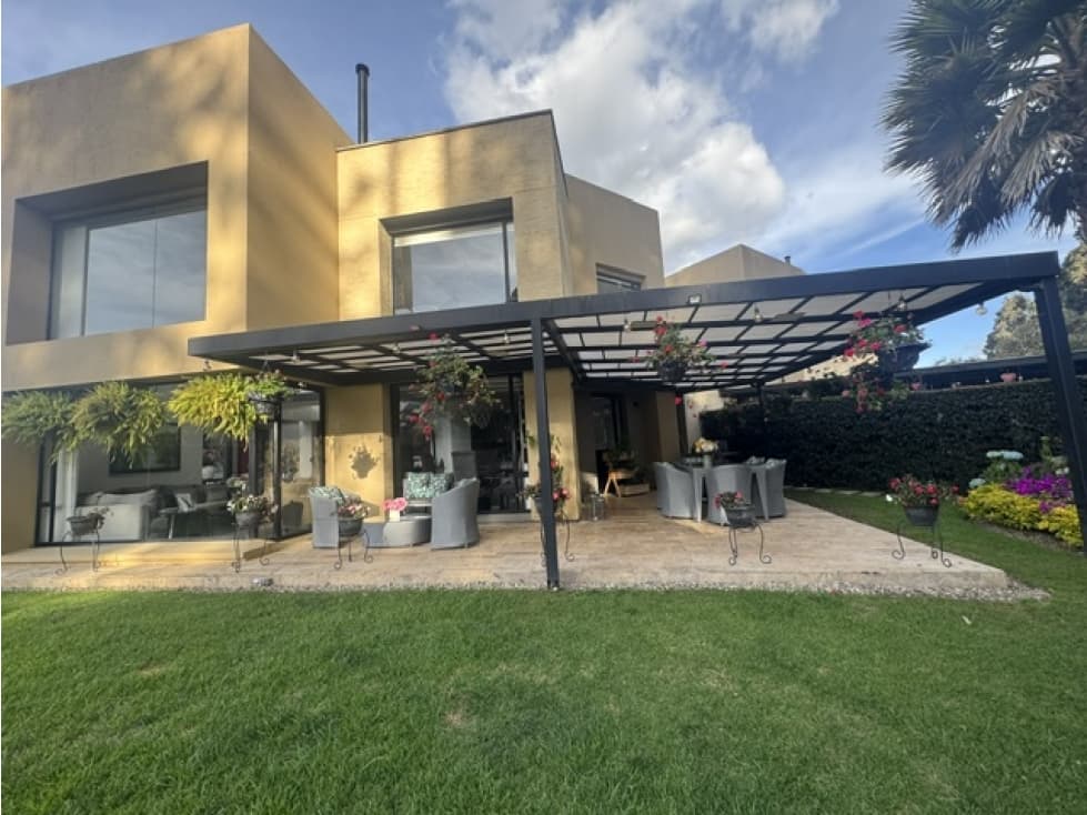 Casa en Arriendo en Cota