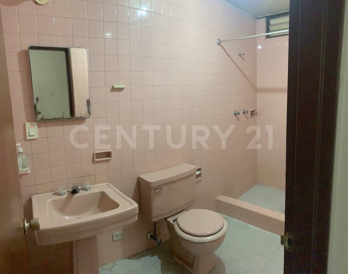 Casa en Arriendo en Santa rita, Cali