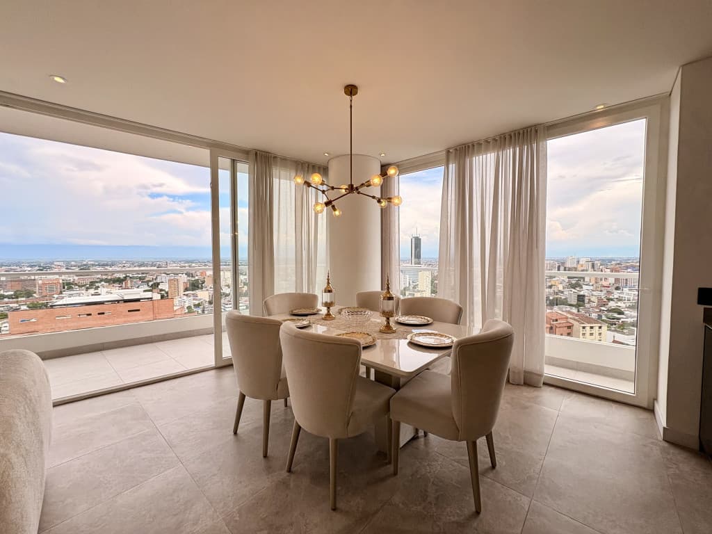 Apartamento en Venta en Granada, Cali