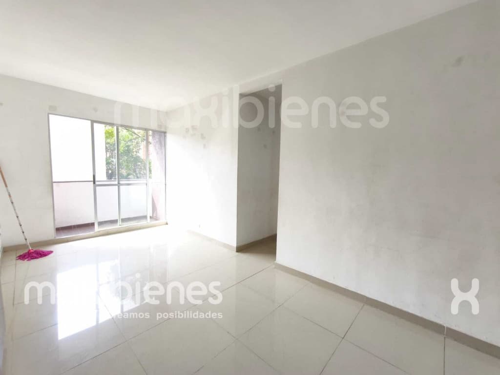 Apartamento en Arriendo en Los colores, Medellín