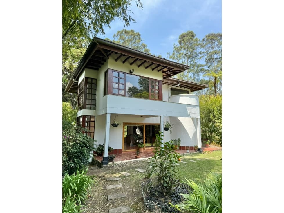 Casa en Arriendo en San Antonio de Pereira, Rionegro