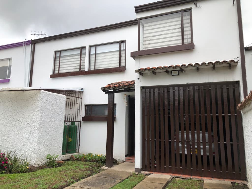 Casa en venta en Las Villas, Bogotá