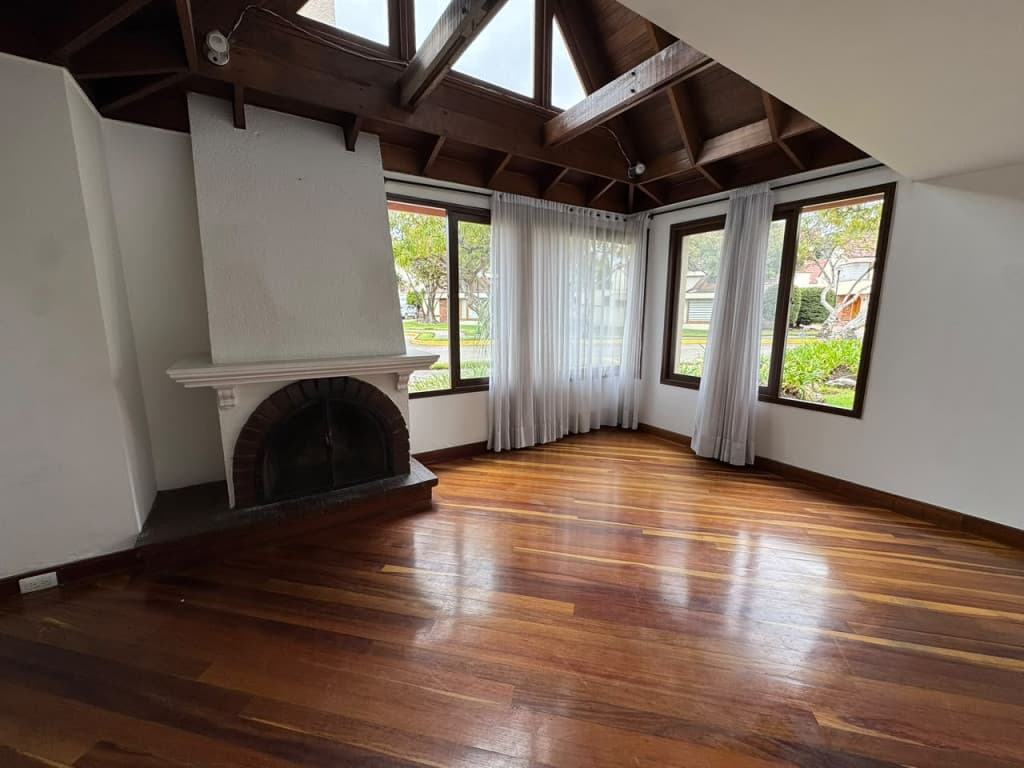 Casa en Arriendo en Cedritos, Bogotá