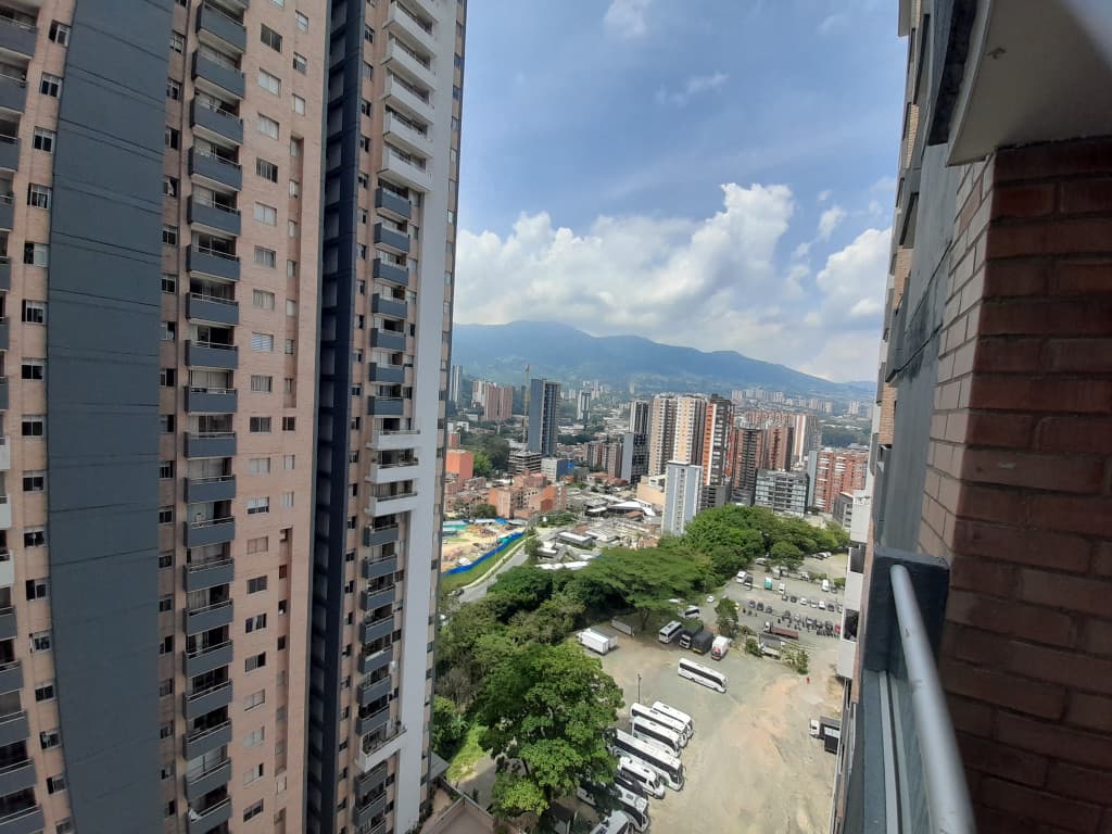 Apartamento en Arriendo en Aves Maria, Sabaneta
