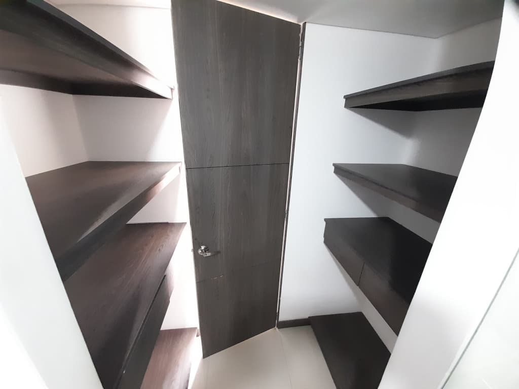 Apartamento en Arriendo en Aves Maria, Sabaneta