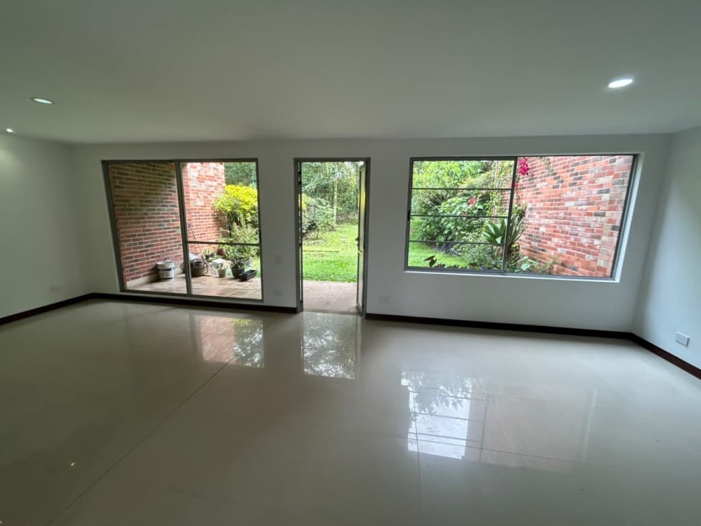 Casa en Arriendo en Zuñiga, Envigado