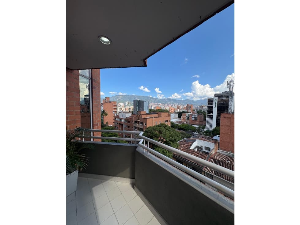 Apartamento en Arriendo en Laureles, Medellín