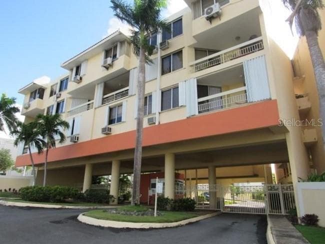 a Calle los Picachos, Santa Rosa, Guaynabo, 00969