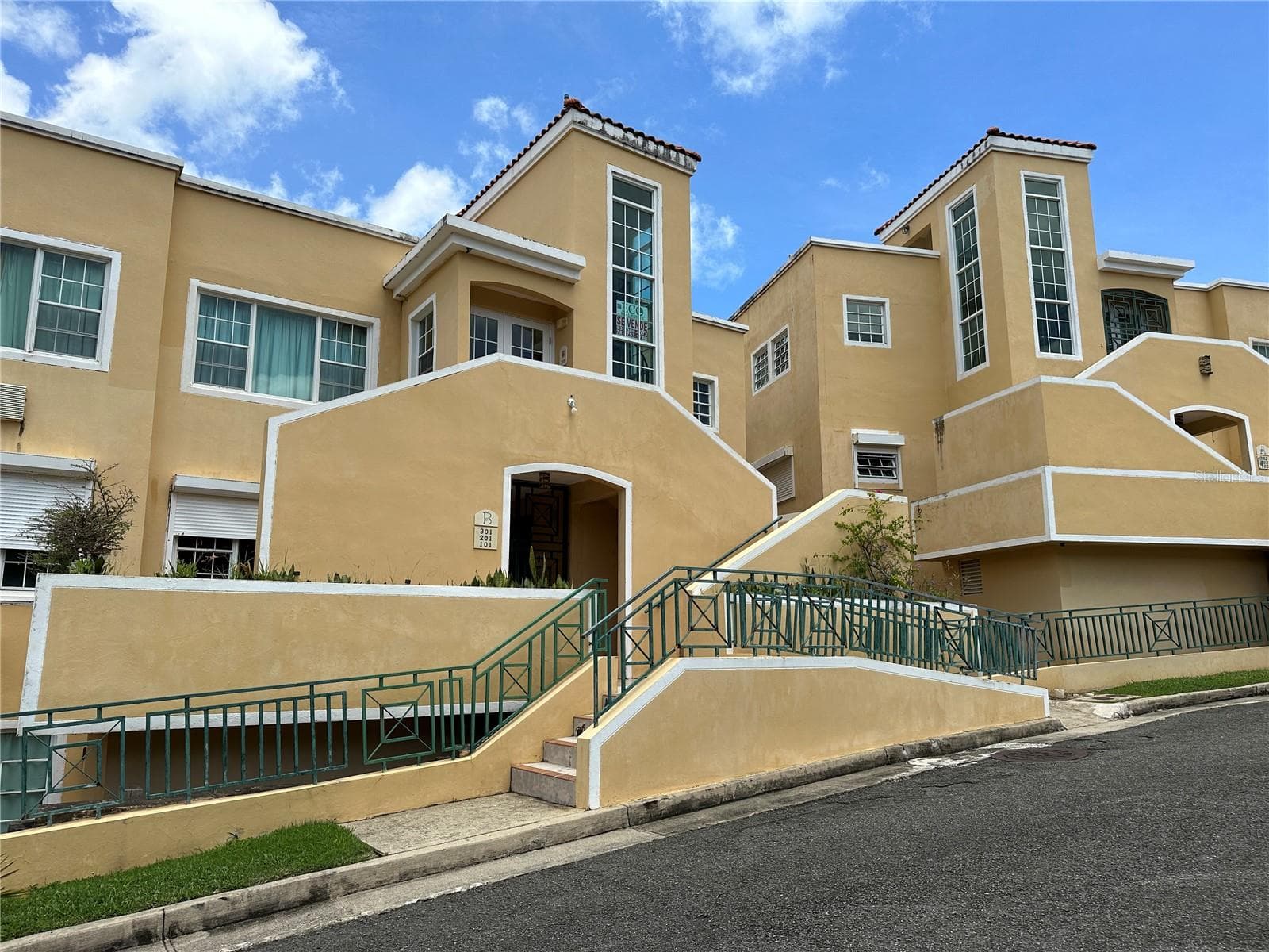 Condominio Costa Dorada, Calle Costa Dorada, Higuillar, Dorado, 00646