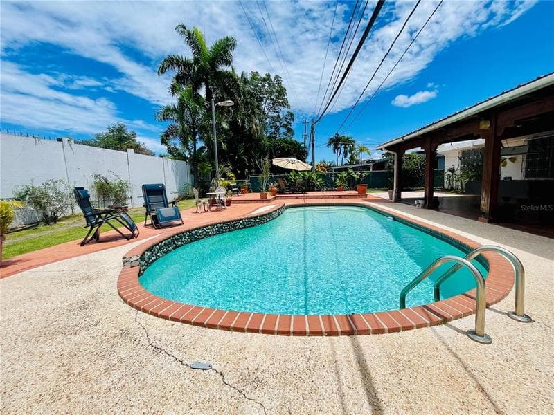 1-20 Calle Alhambra, Frailes, Guaynabo, 00966