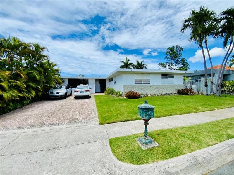 1-20 Calle Alhambra, Frailes, Guaynabo, 00966