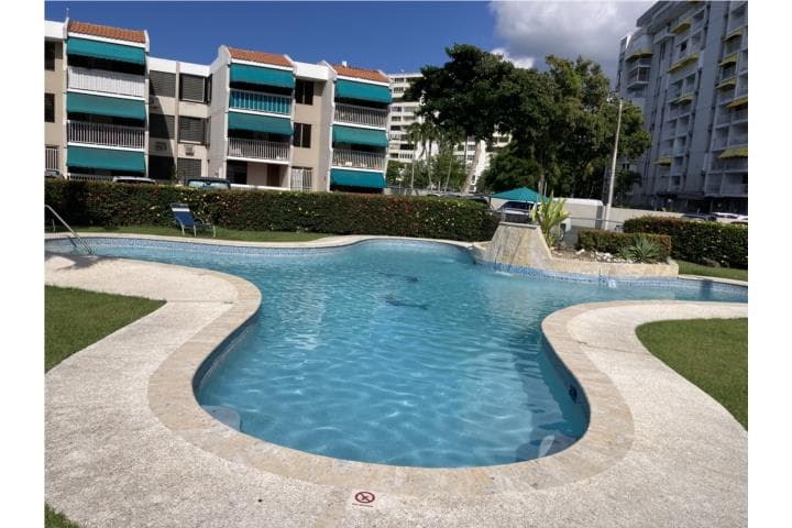 Condominio Villas de Isla Verde, 10 Calle 10, Cangrejo Arriba, Carolina, 00979