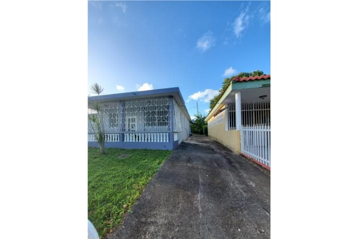 Avenida Santa Juanita, Cerro Gordo, Bayamón, 00956