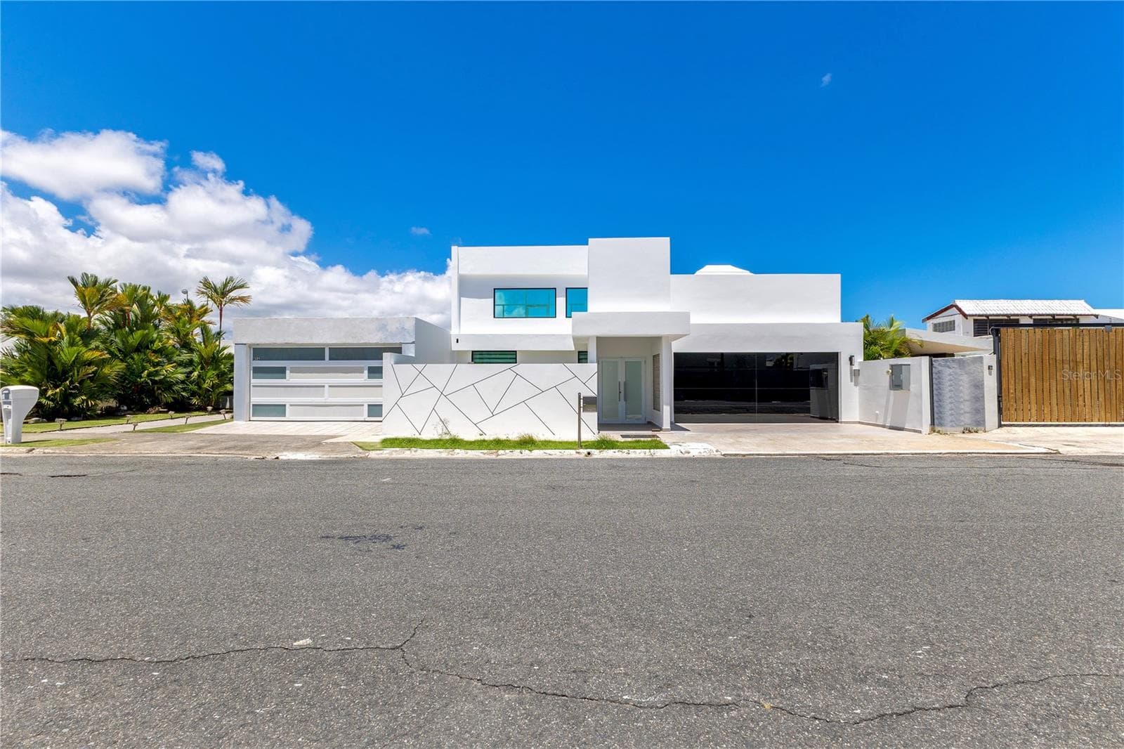 1221 Avenida Andalucía, Sabana Abajo, Carolina, 00983