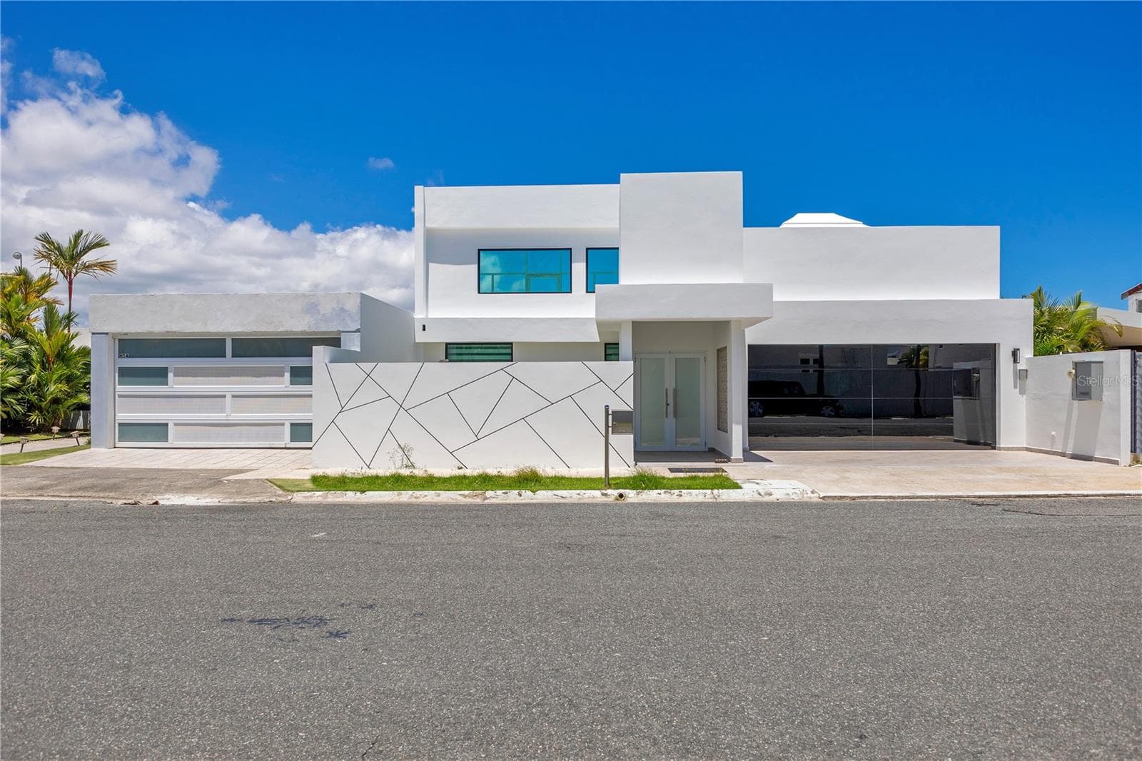 1221 Avenida Andalucía, Sabana Abajo, Carolina, 00983