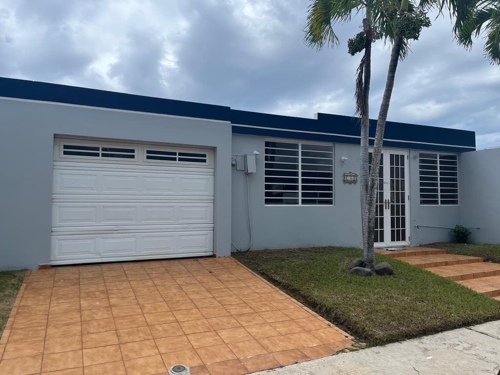 Casa 3/2– Urb. Valle Verde $1100/m