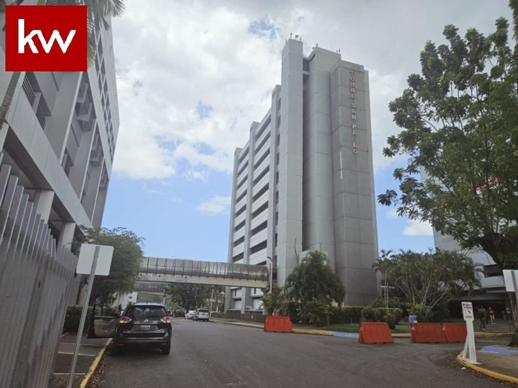Condominio Torre San Pablo, 68 Calle Santa Cruz, Juan Sánchez, Bayamón, 00961