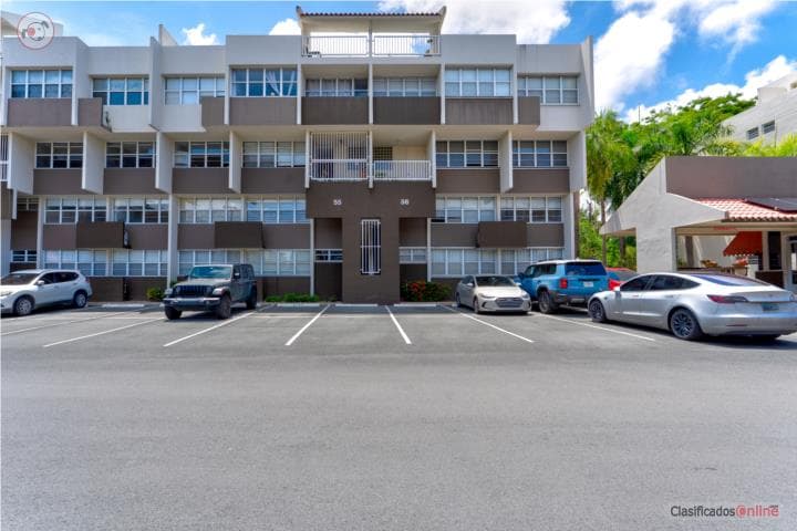Walk Up en Hato Rey,
en San Juan - Hato Rey Puerto Rico Apartamento/WalkUp en Condominio - Plaza Antillana
