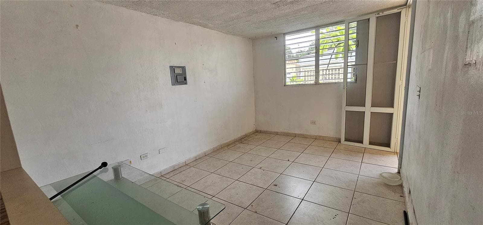 24 Calle Lirios, Coto Norte, Manatí, 00674