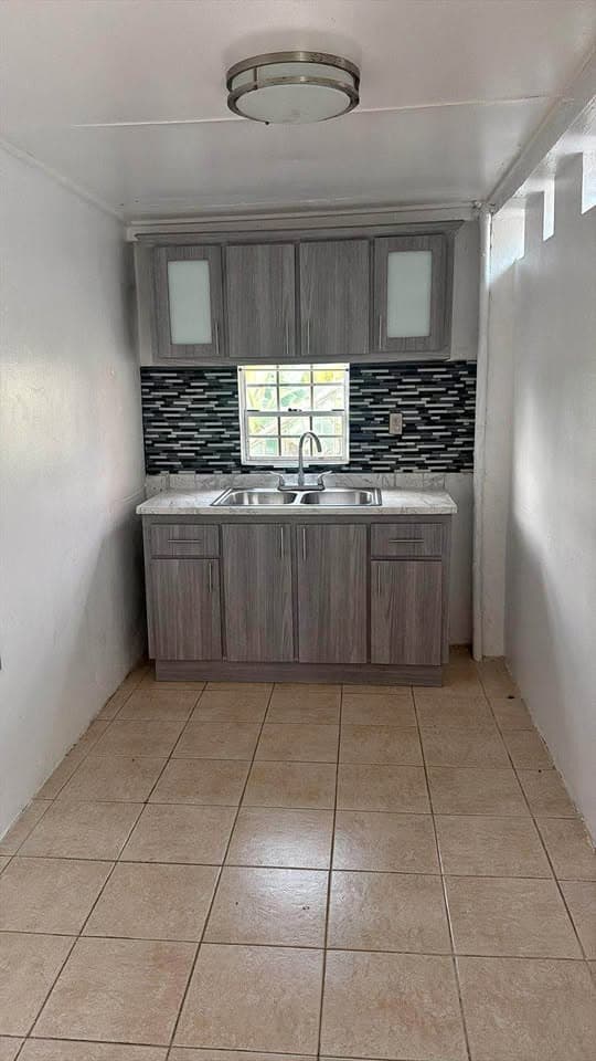 Se alquila apartamento