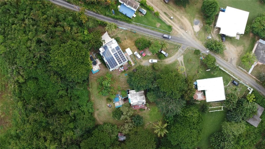 Casa en Venta en Vieques — 6 hab, 5 baños, 2,100 ft², $775,000