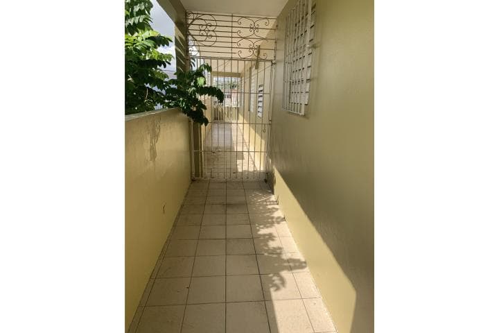 611 Calle Constitución, Gobernador Piñero, San Juan, 00920