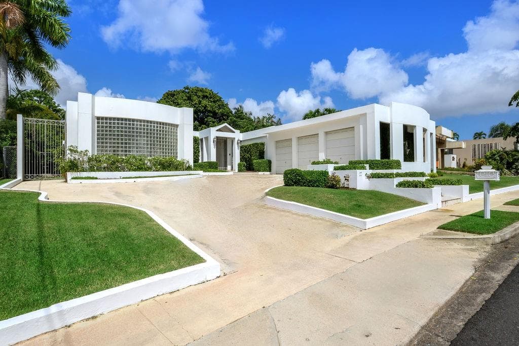 24 Calle Mimosa, Monacillo Urbano, San Juan, 00927