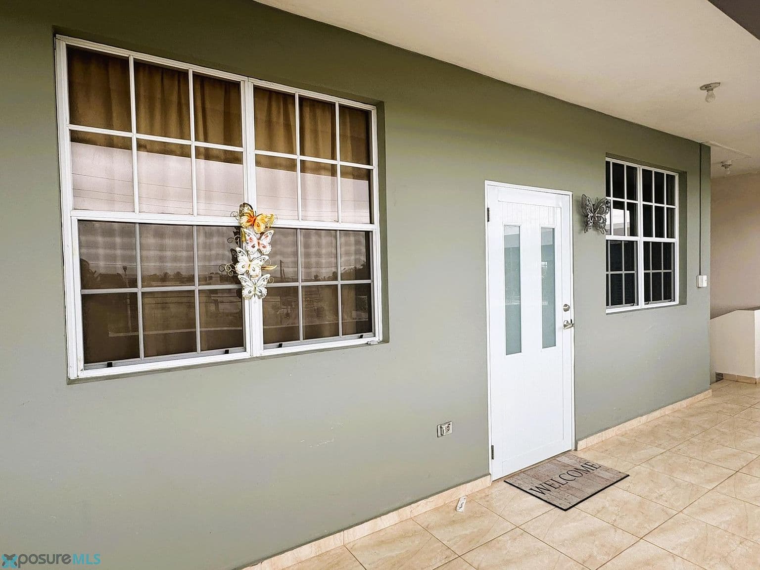 Apartment for rent with furniture, water, electricity and internet included.