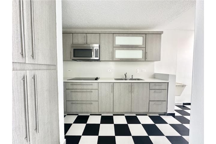 Urbanización Altos de Torrimar, 90 Calle Caribe, Frailes, Guaynabo, 00971
