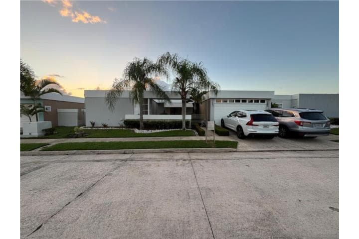 390 Calle Ciprés, Ortiz, Toa Alta, 00953