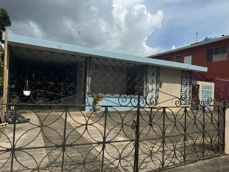 13 Calle 13, Mamey, Juncos, 00777